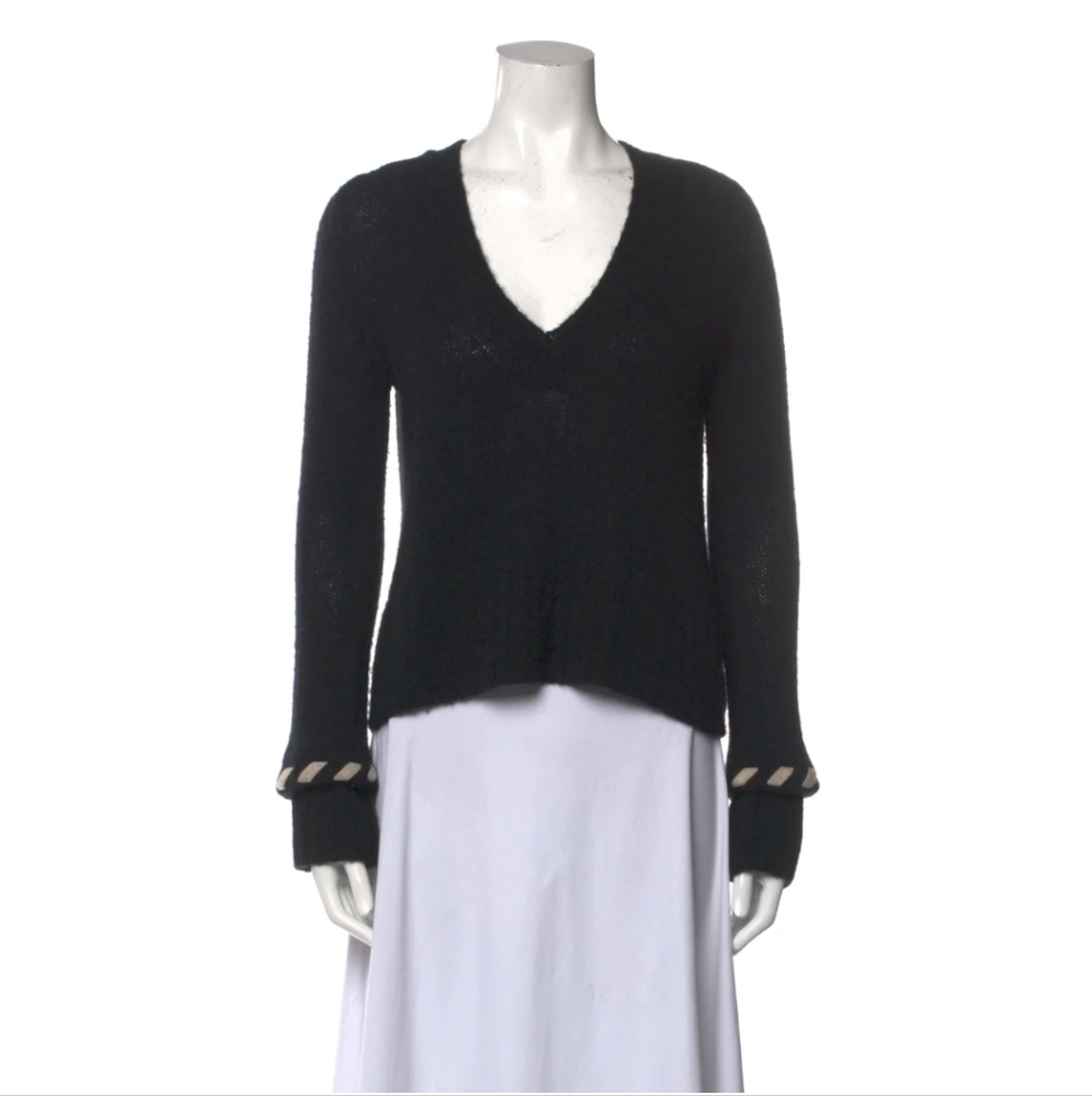 Khaite Cashmere V-Neck Sweater